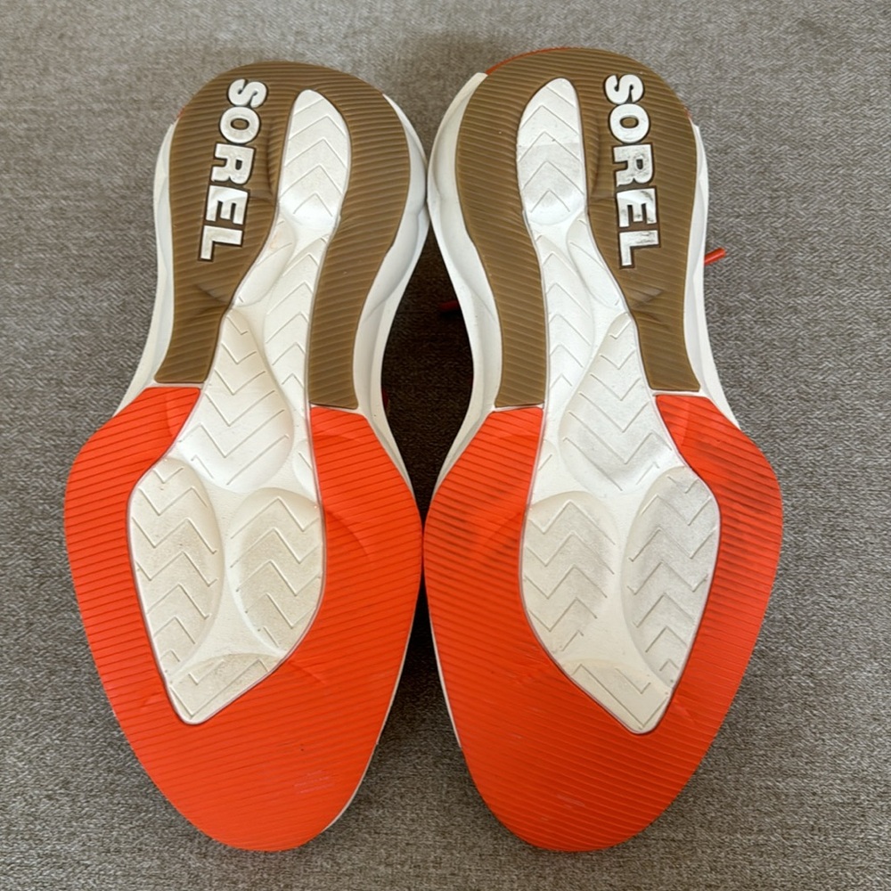 Sorel Women’s Explorer Defy Low Shoe - Picture 5 of 5
